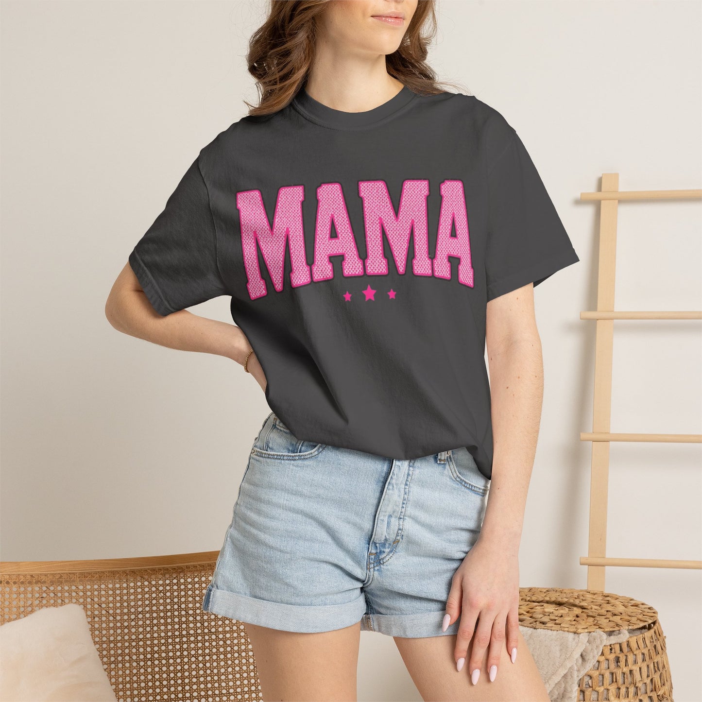 Mama Graphic T-Shirt — Retro Pink Lettering