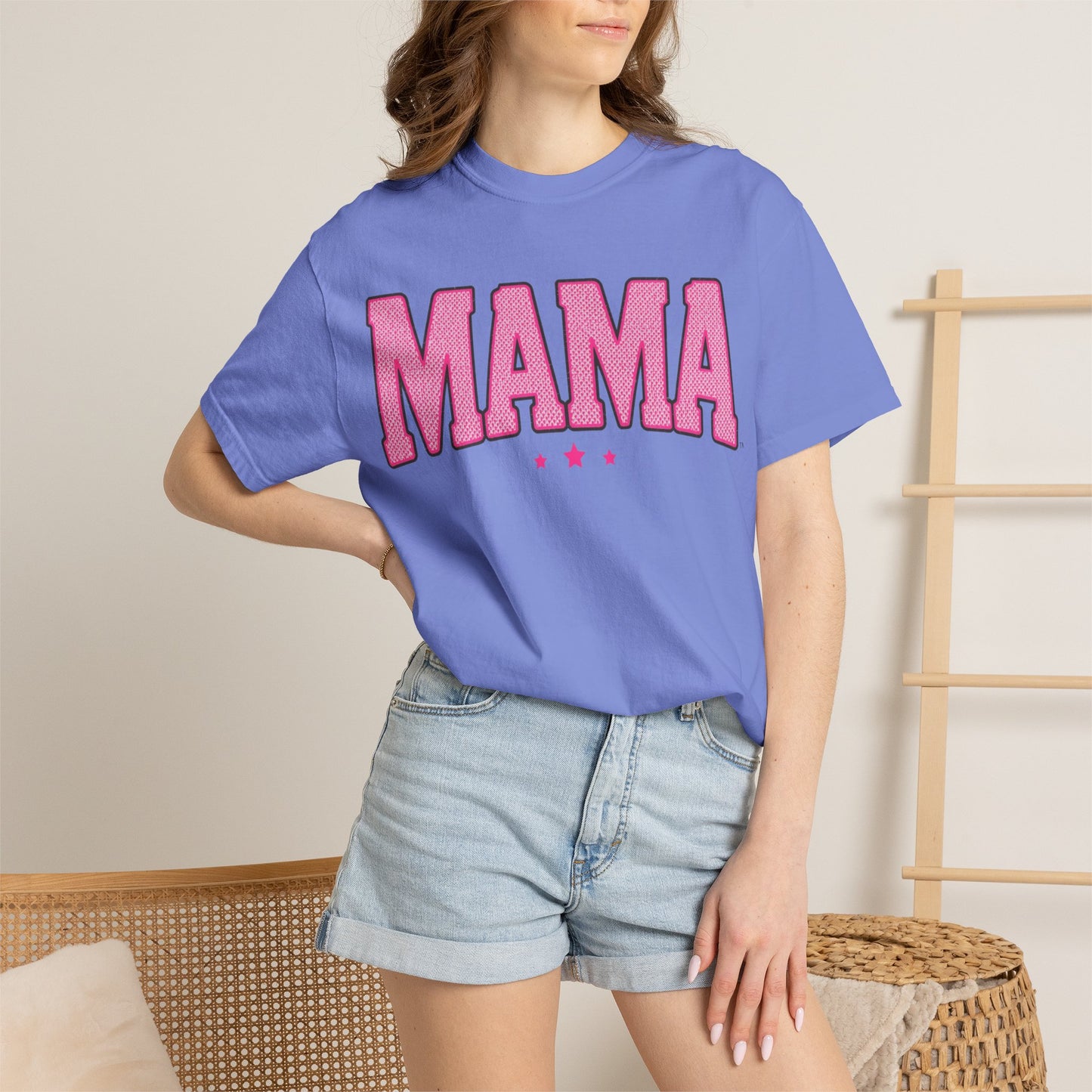 Mama Graphic T-Shirt — Retro Pink Lettering